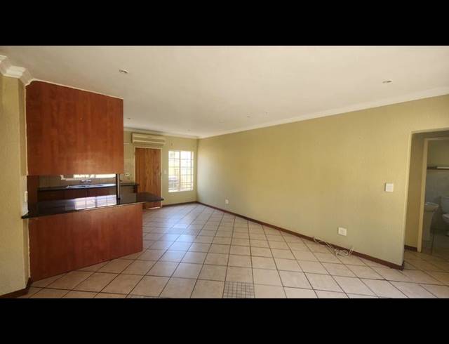 3 BEDROOM TOWNHOUSE FOR SALE IN ANNLIN